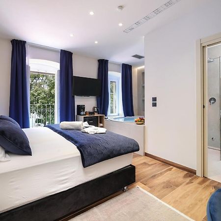 Ribica Luxury Rooms Rijeka Exteriör bild