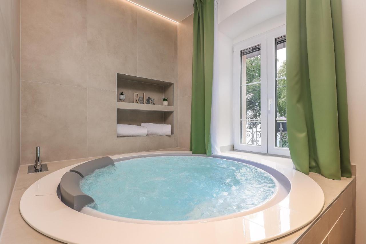 Ribica Luxury Rooms Rijeka Exteriör bild