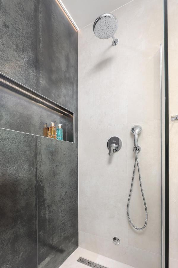 Ribica Luxury Rooms Rijeka Exteriör bild