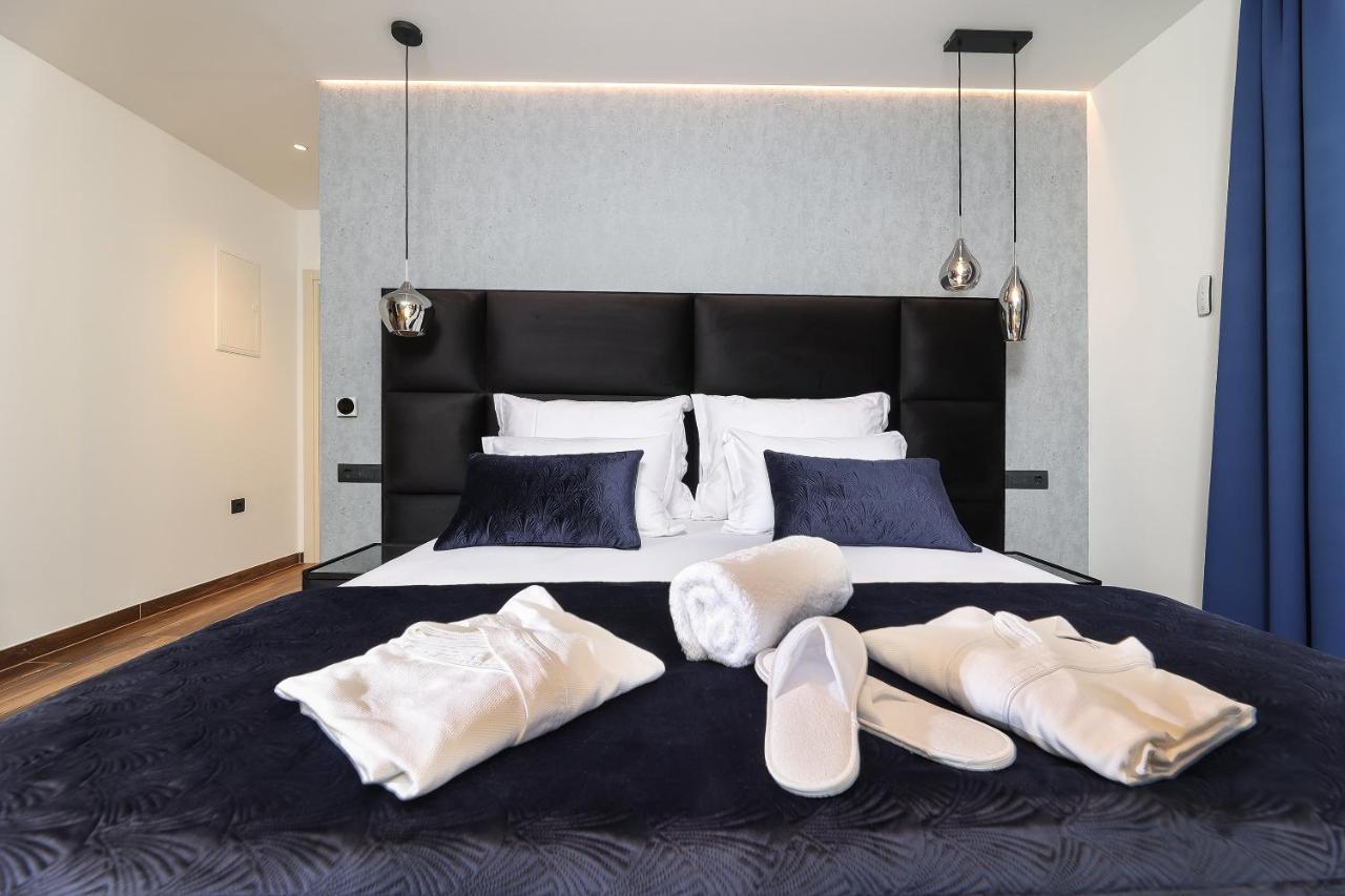 Ribica Luxury Rooms Rijeka Exteriör bild